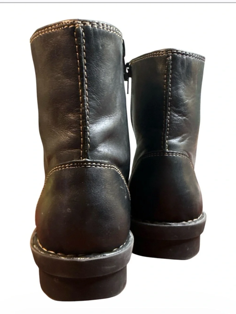 Clarks Nikki Tea Black Leather Ruched Ankle Boots Split Toe Comfort - Size 7.5 M